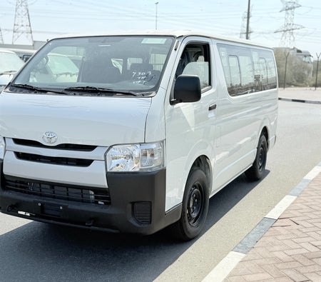 Used Toyota Hiace 13 Seater  in Dubai